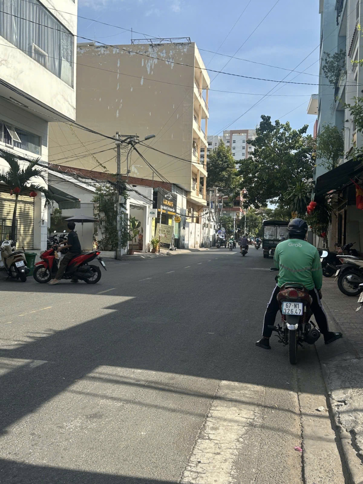 KHU VIP BÀU CÁT GẦN MẶT TIỀN, 22M2 NHÀ 2 TẦNG, SỔ VUÔNG ĐẸP HOÀNG CÔNG ĐỦ, CHÀO CHỈ 2.3 TỶ TL