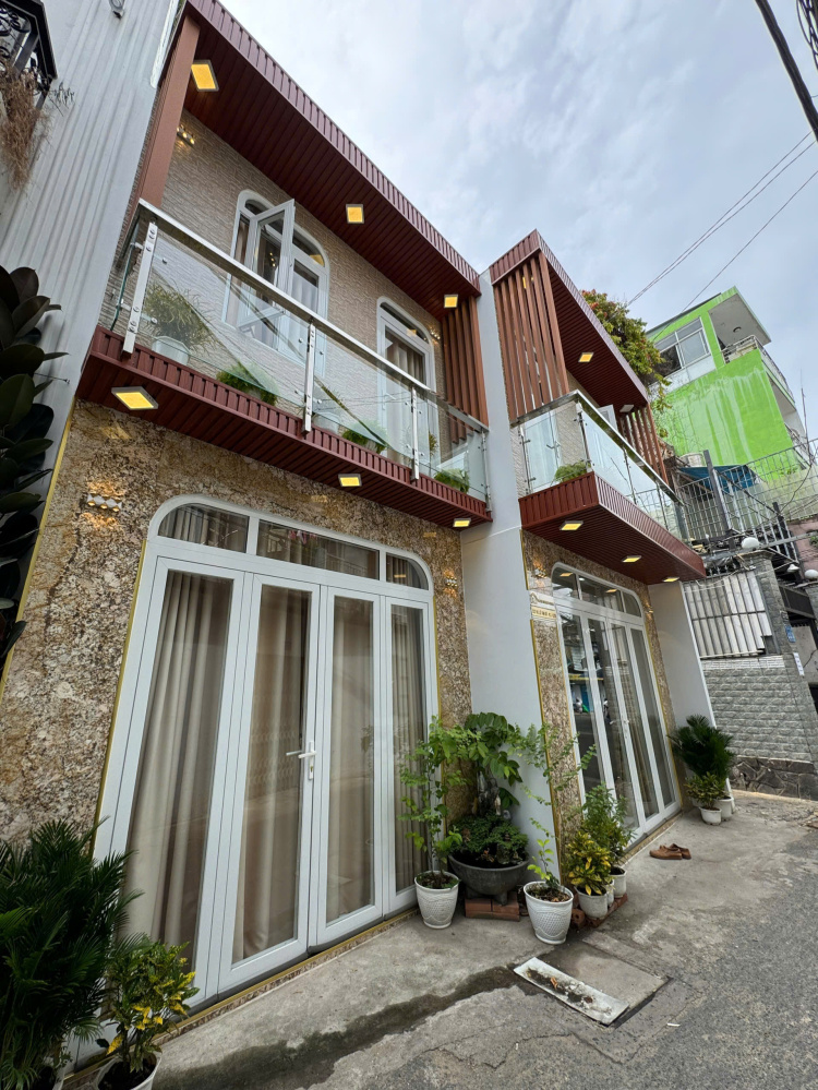 [ TÂN BÌNH ] Lê Văn Sỹ - DT: 7 x 7 - 8.7 tỷ TL - oto vô nhà, hẻm thông. - Gần chợ Phạm Văn Hai,