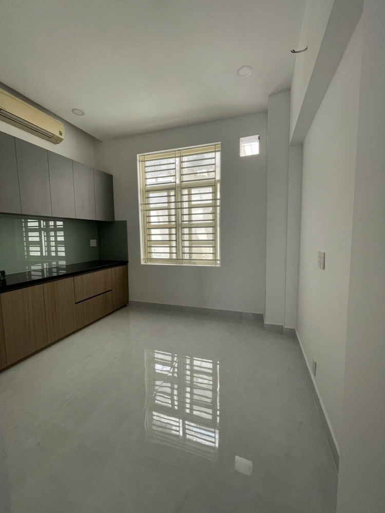 [ TÂN BÌNH ] Phan Văn Sửu - SIÊU PHẨM TÂN BÌNH – NHÀ 3 TẦNG ĐẸP KHÔNG TÌ VẾT – GẦN NHÀ GA T3