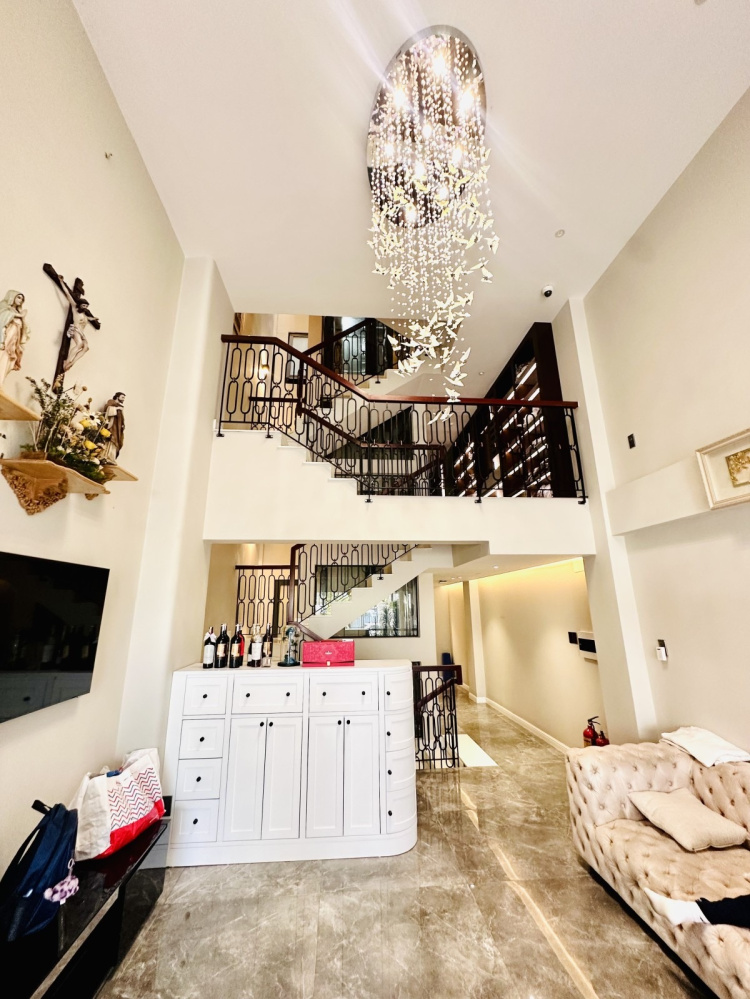 [ TÂN BÌNH ] Phạm Văn Hai - BIỆT THỰ PHỐ NỘI THẤT CAO CẤP – THANG MÁY - KHU NỘI BỘ VIP TÂN BÌNH – CÓ HẦM