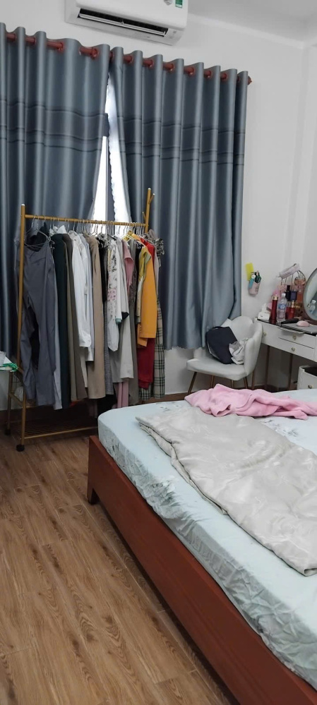 [ TÂN BÌNH ] Phạm Văn Hai - SÁT CHỢ - HẺM 3M thông- 4 tầng 36M2, nở hậu - 3PN 3WC