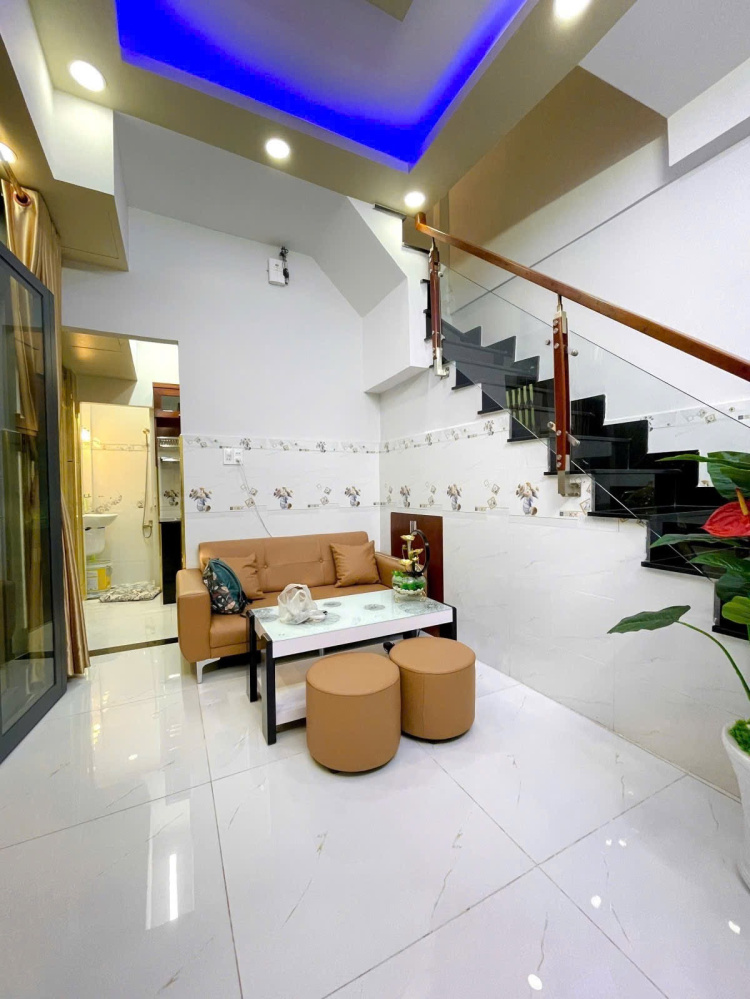 [ TÂN BÌNH ] Nguyễn Hồng Đào - Khu Vip - 2 Tầng Mới - Hẻm Trước Nhà Hơn 3M - Nhỉnh 4 Tỷ