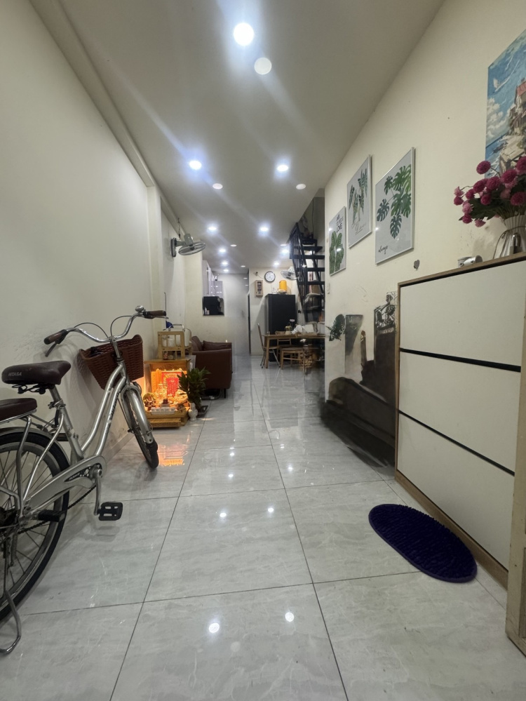 [ TÂN BÌNH ] Lạc Long Quân - CHỈ CÓ 2.8 TỶ ☘️ 🚘TÂN BÌNH Ô TÔ ĐỔ CỔNG HẺM LẠC LONG QUÂN CÁCH NI SƯ HUỲNH LIÊN 100M. .