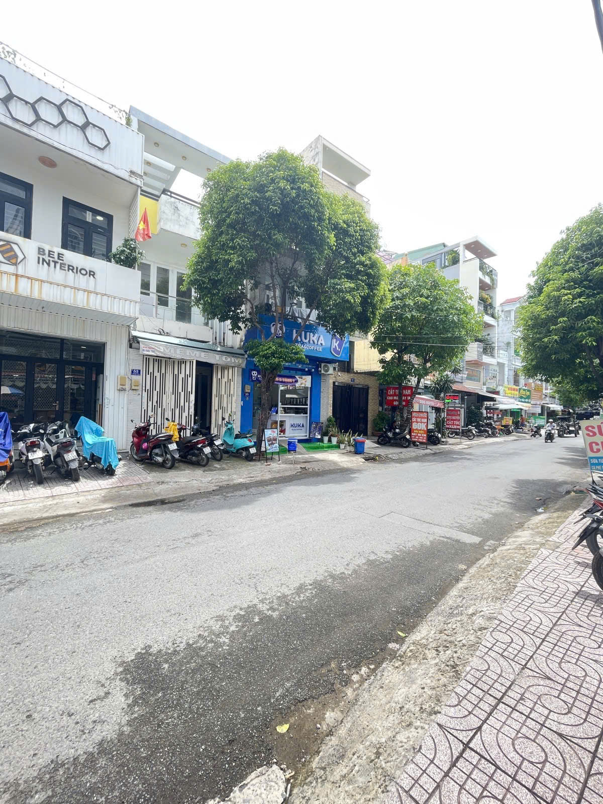 VỊ TRÍ ĐẸP - KINH DOANH ĐA NGHÀNH - NGANG 4m NỞ HẬU - 85m2, CHỈ NHỈNH 100 triệu/M2.