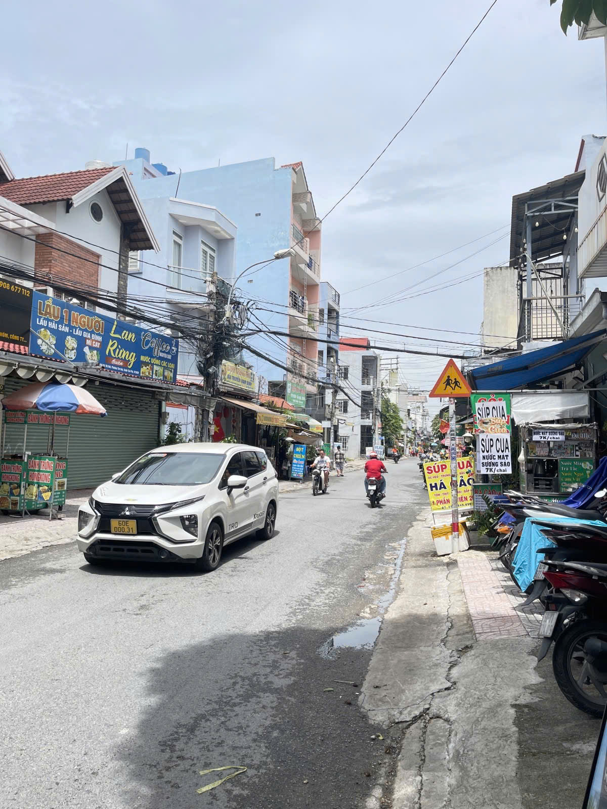 VỊ TRÍ ĐẸP - KINH DOANH ĐA NGHÀNH - NGANG 4m NỞ HẬU - 85m2, CHỈ NHỈNH 100 triệu/M2.