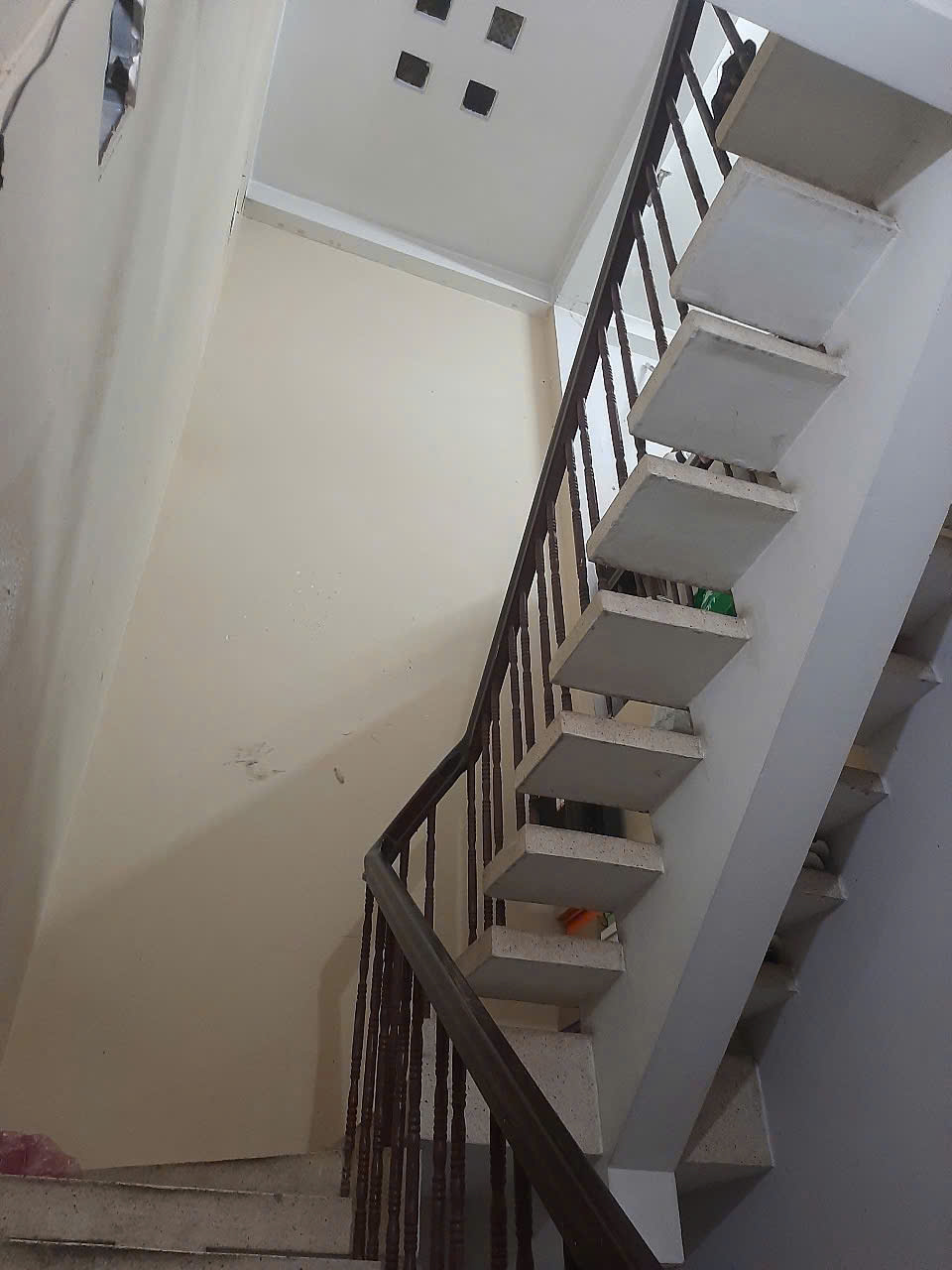 Mặt Tiền Kinh Doanh Lạc Long Quân - Mặt sau HXH 6M - 59m2 - 4 Tầng - 13.2 tỷ TL