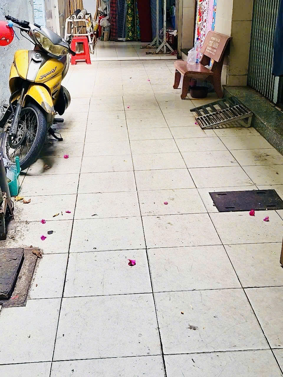SAU LƯNG CĂN MẶT TIỀN - 40M2 - 2 TẦNG - 6.6 TỶ TL - PHÚ HÒA - TÂN BÌNH - BÁN GẤP.🔥🔥🔥