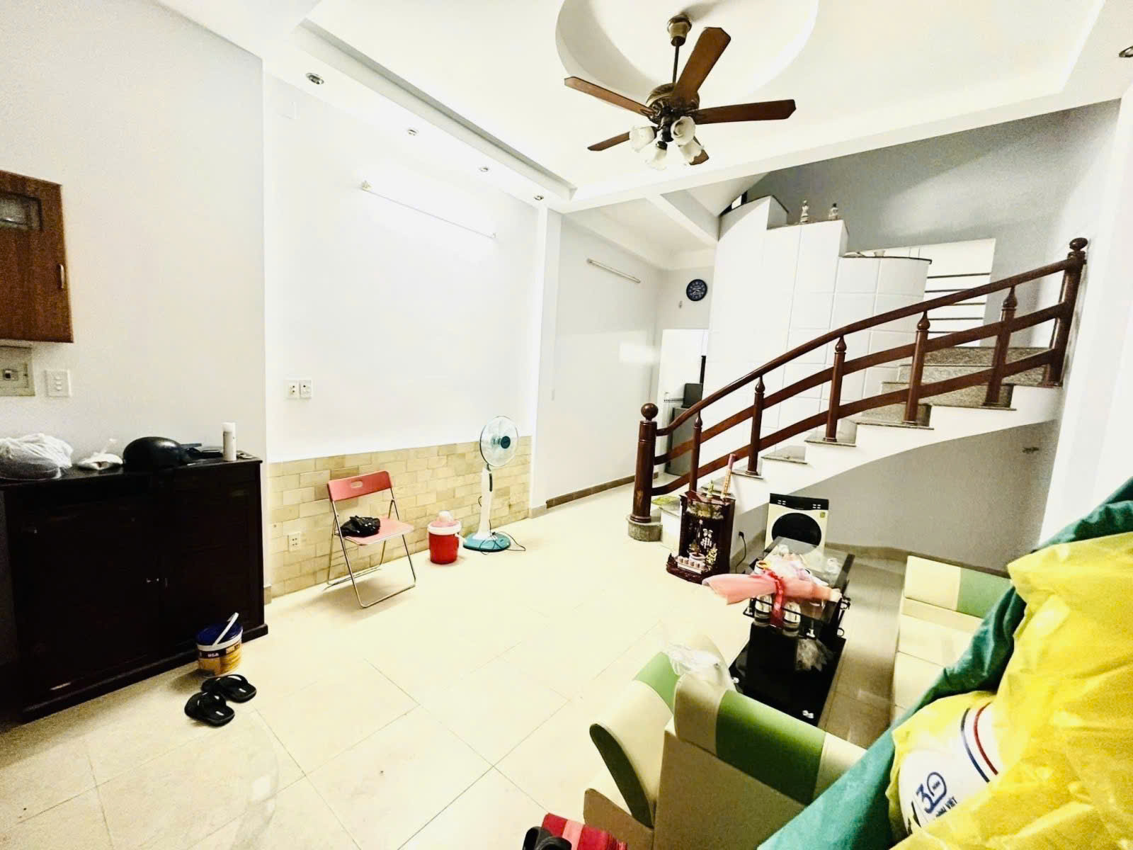Ni Sư Huỳnh Liên, P10, Tân Bình. Diện tích công nhận đủ 48m2 (4.3 x 11.2). Giá 5.5 tỷ TL
